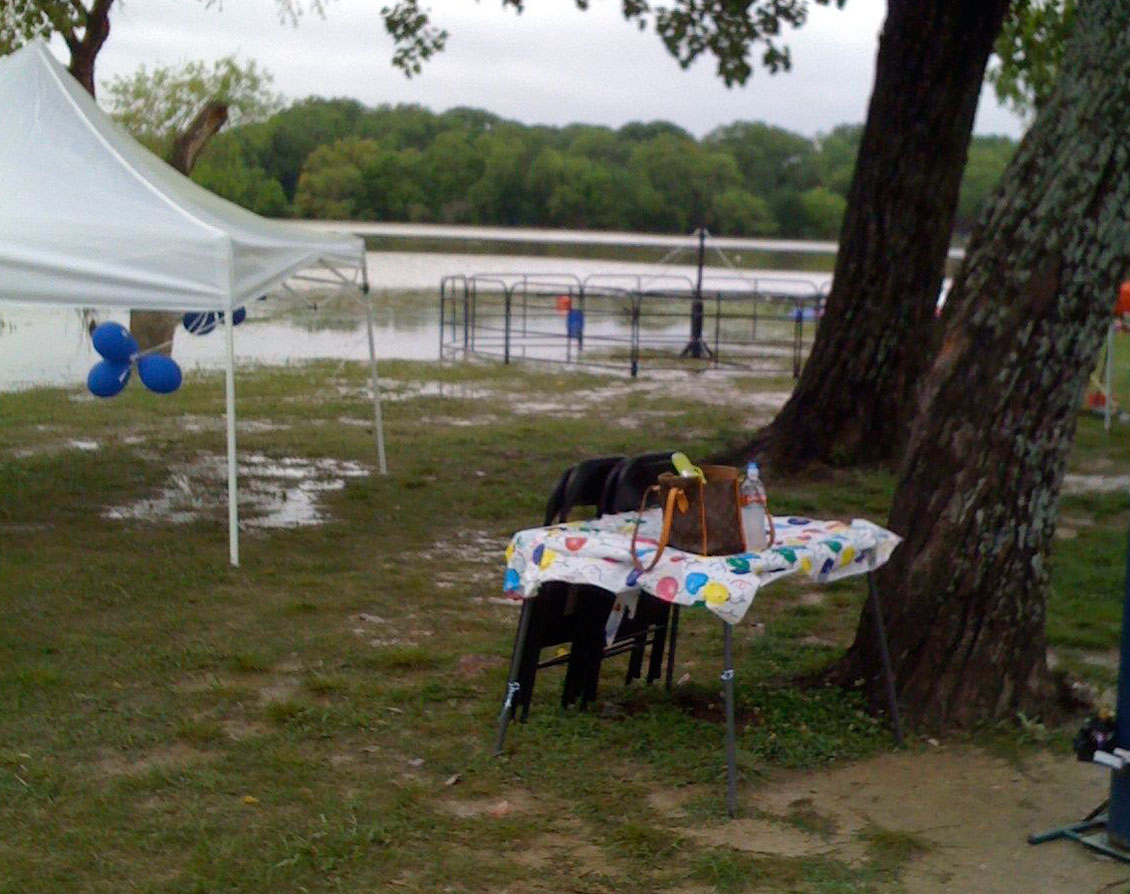 2009 White Rock Festival was rained out (11)