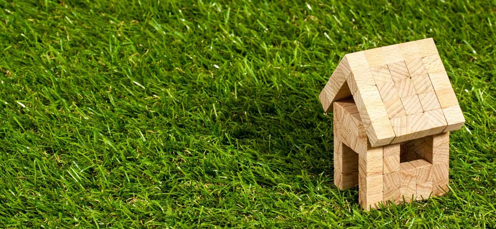 Sgt. Poopers can control odors from artificial turf saturated by dog urine. Image of artifcial turf