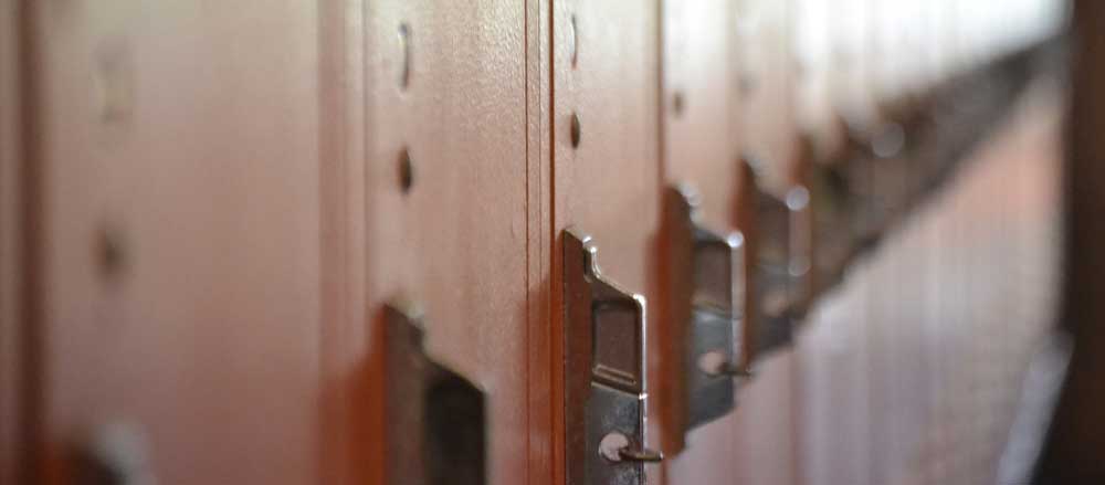 Sgt. Poopers can remove odors from school interiors in Dallas, Texas. Image of school lockers