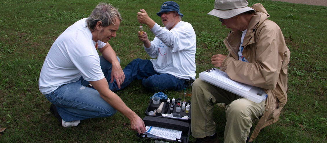 Volunteers monitor dissolved oxygen content in White Rock Creek